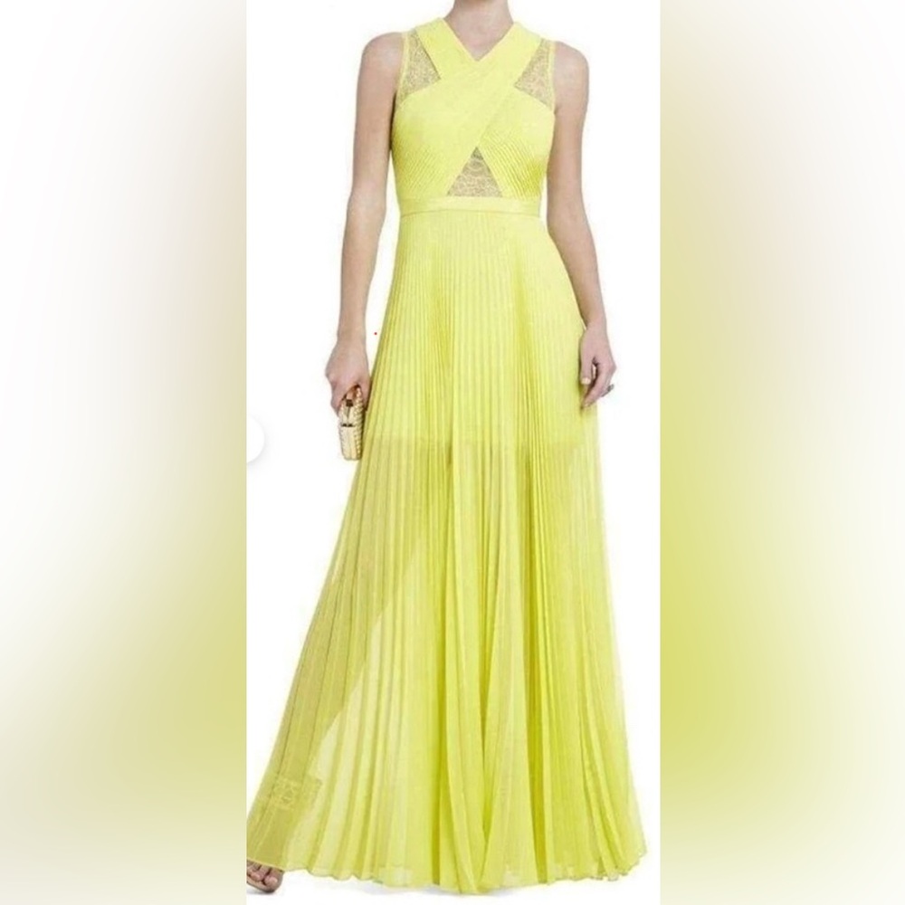 Elegant Yellow Pleated Skirt